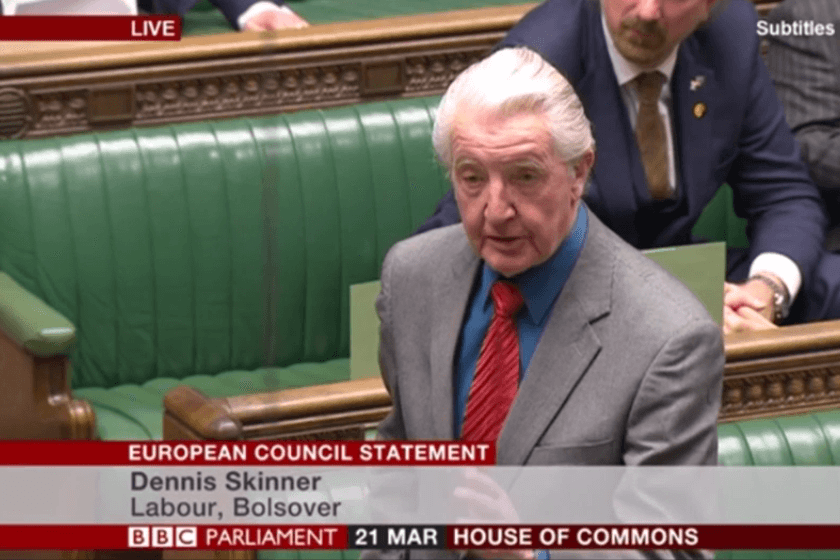 84-year-old MP digs Osborne’s grave in parliament, in under 30 seconds (VIDEO)