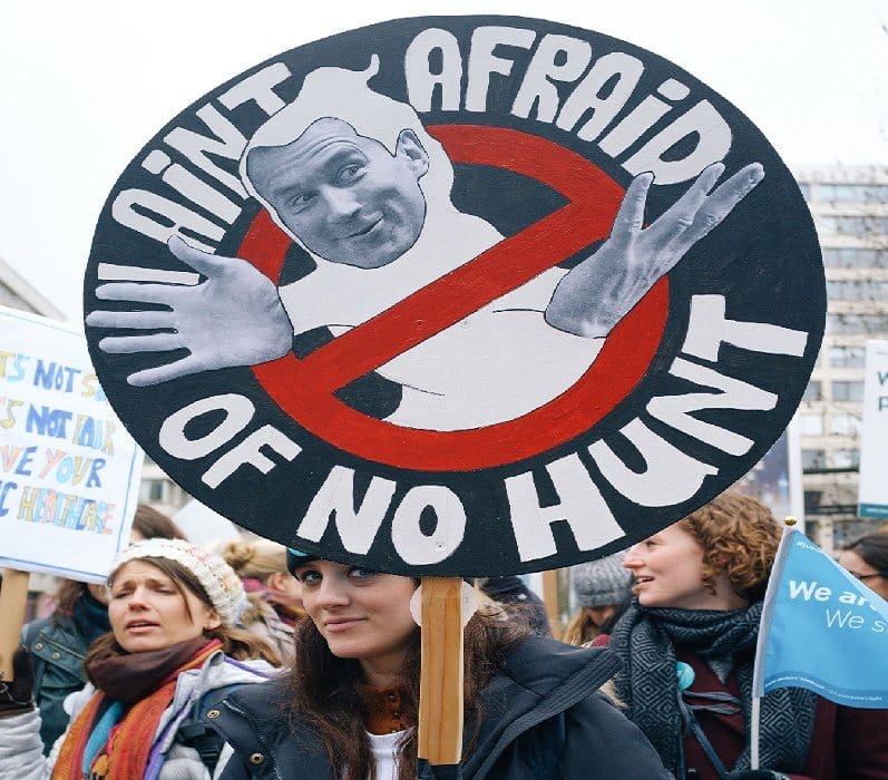 As junior doctors get ready to strike, one surgeon is standing up to Hunt in an unexpected way