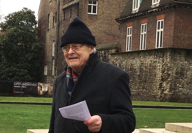 An 84-year-old vicar’s stand against cruel Tory policies should inspire us all [IMAGES]