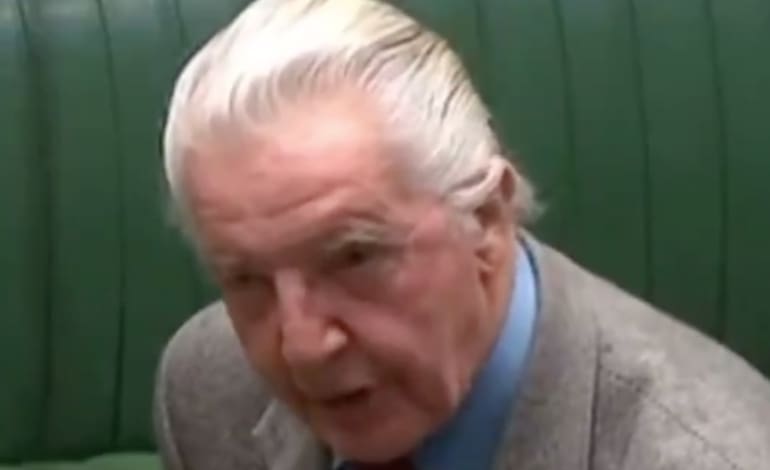 Dennis Skinner only took 15 seconds to lay bare Jeremy Hunt’s plans for the NHS [VIDEO]
