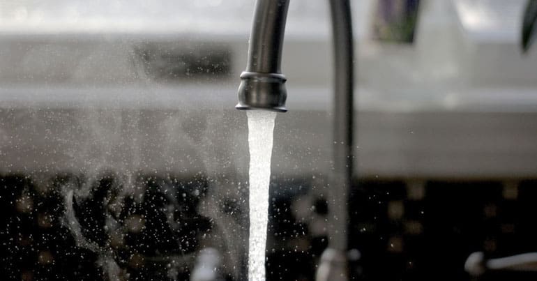 A tap with running water