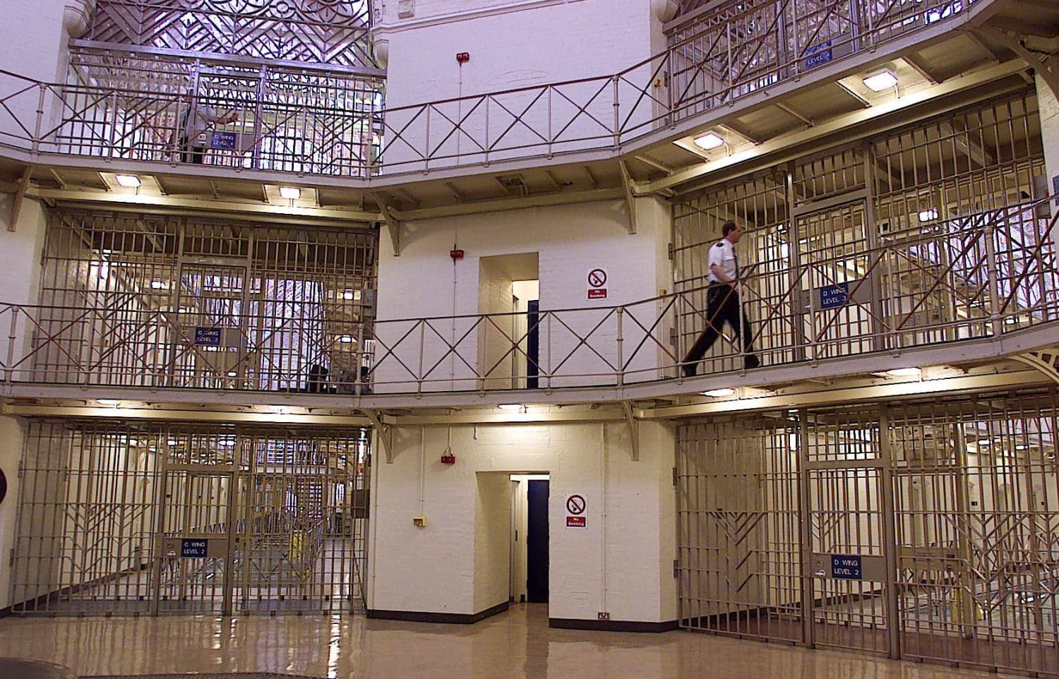 Violence in UK prisons continues to soar as self-harming hits new high