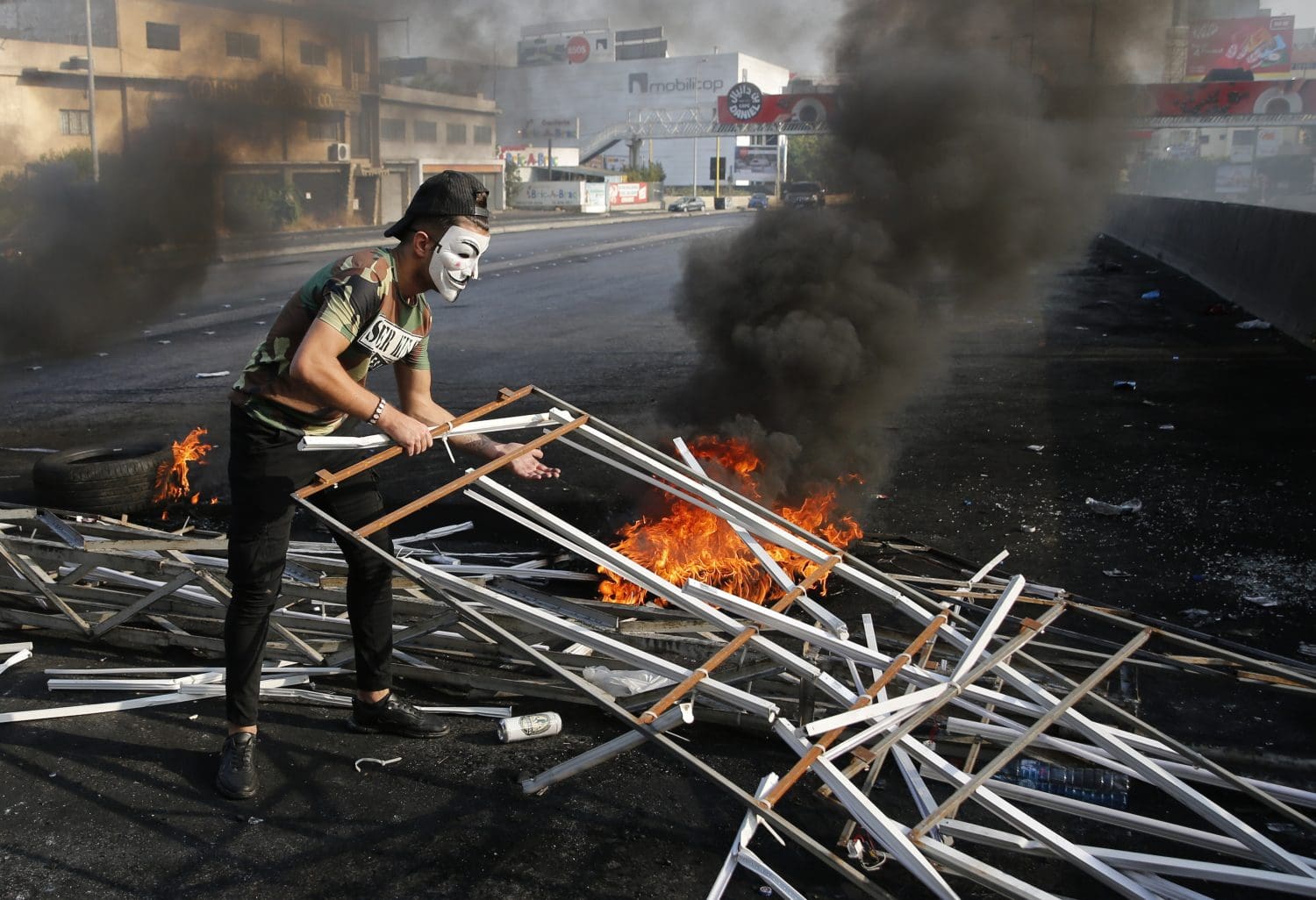 Lebanon braced for massive anti-government protests