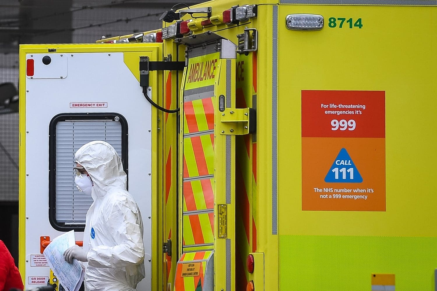 Visas extended for overseas doctors, nurses and paramedics fighting virus in UK