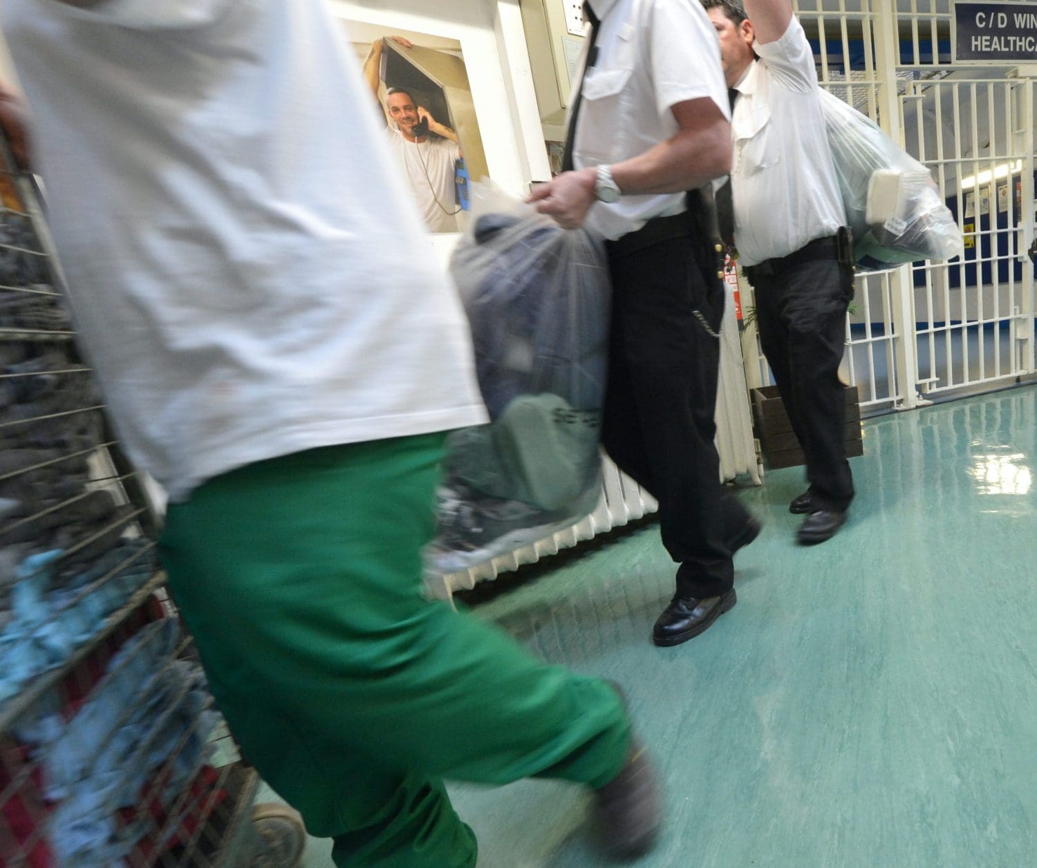 Self-harm incidents in prisons jump to record high