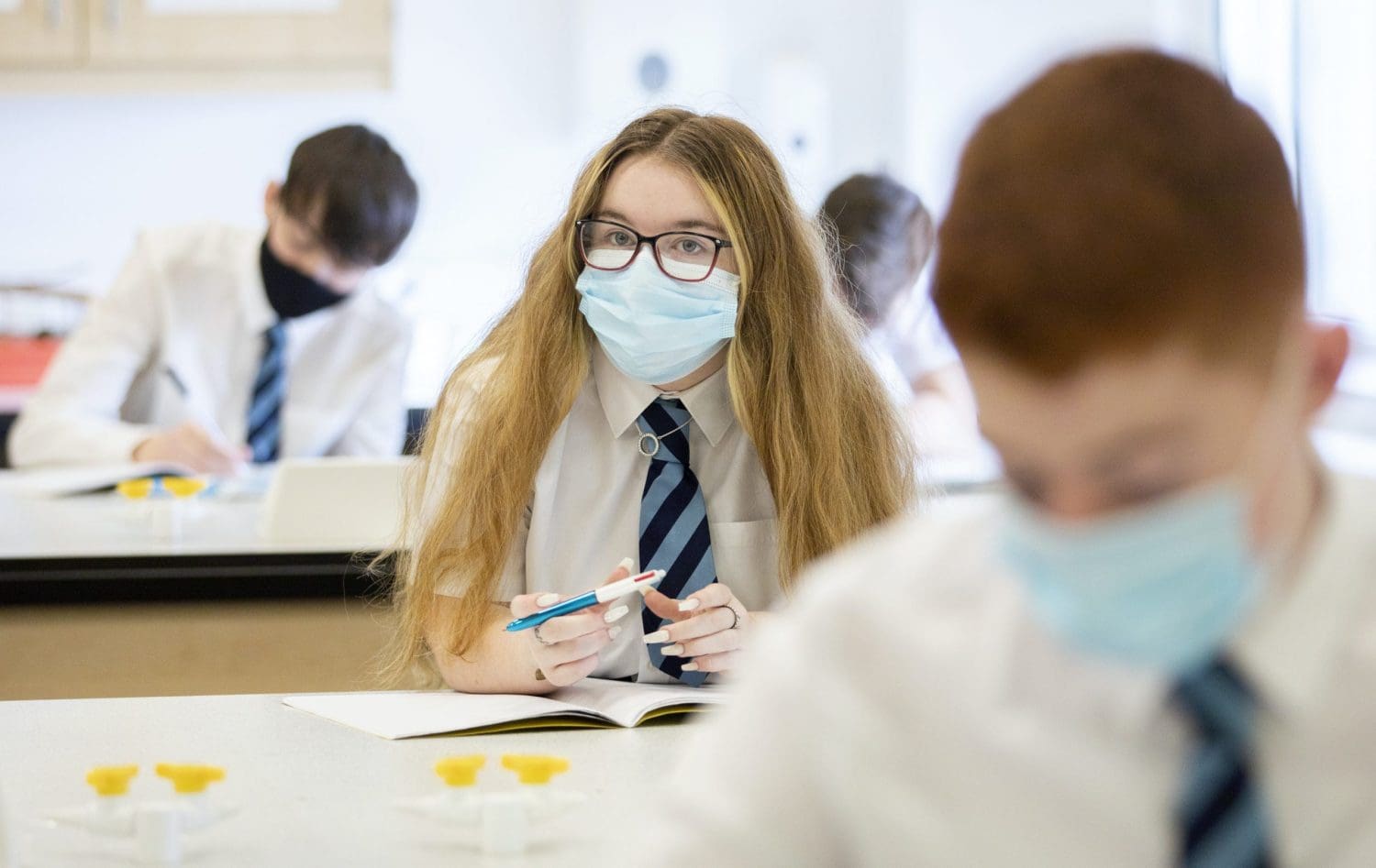 Nearly three in five support staff have seen coronavirus outbreaks in school