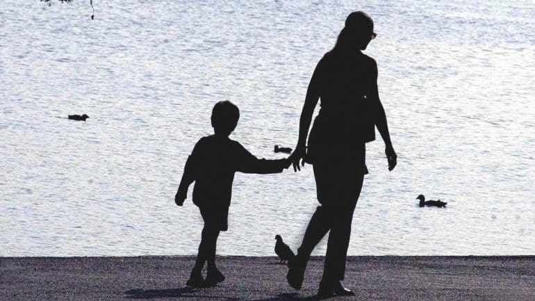 Government urged to scrap two-child limit benefits policy to tackle child poverty