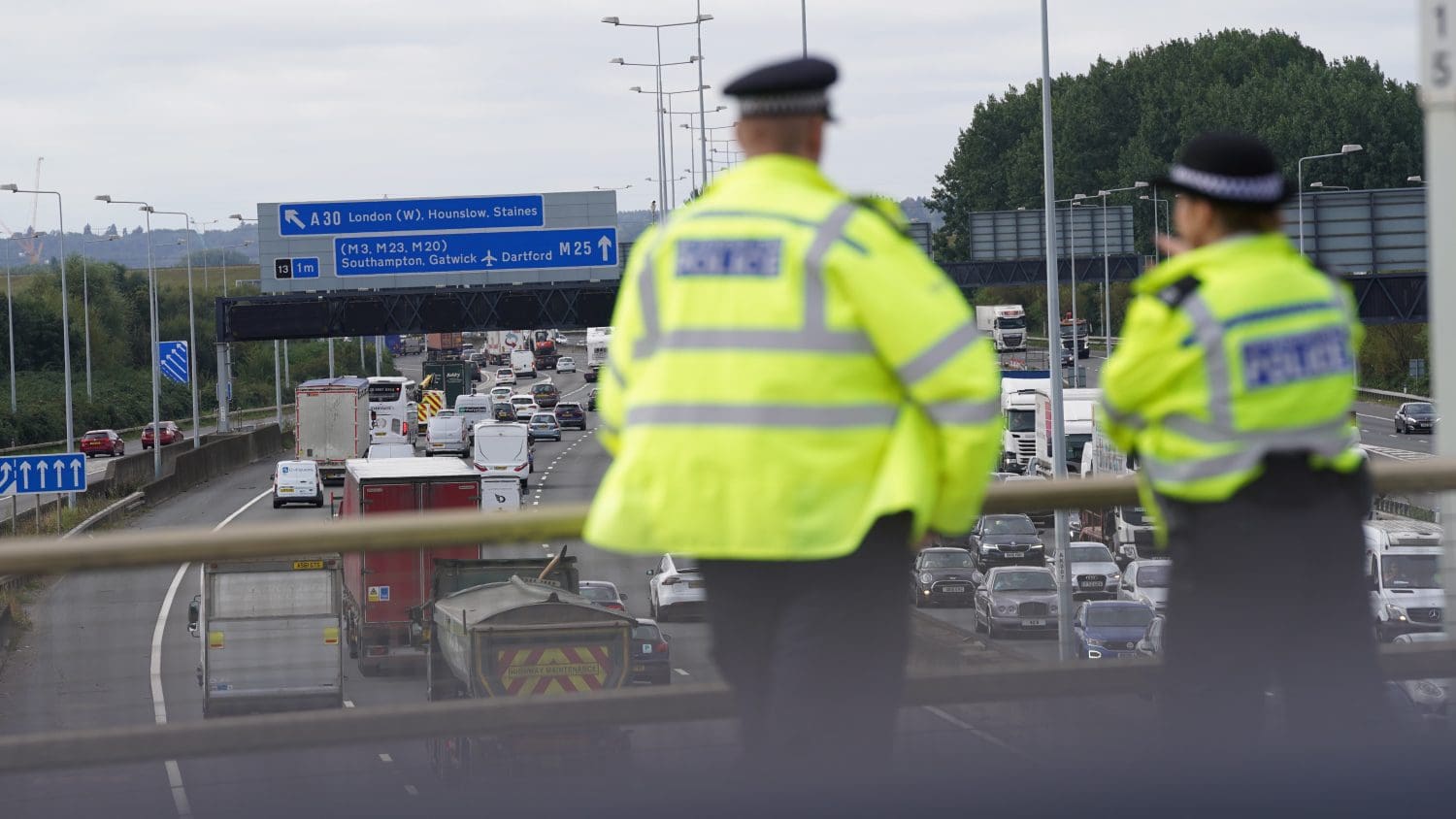 Insulate Britain defies injunction again by blocking M25 and major London road