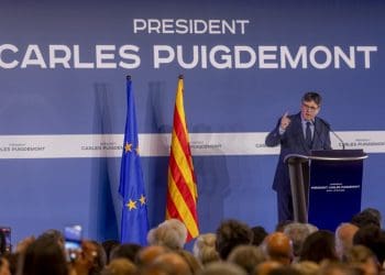 Puigdemont giving a speech Catalan