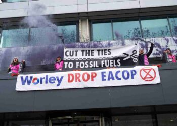 Extinction Rebellion Worley EACOP