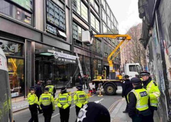 Extinction Rebellion targeted the offices of McKinsey & Co in central London