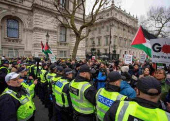 The Met Police is refusing to meet with the organisers of the Palestine marches