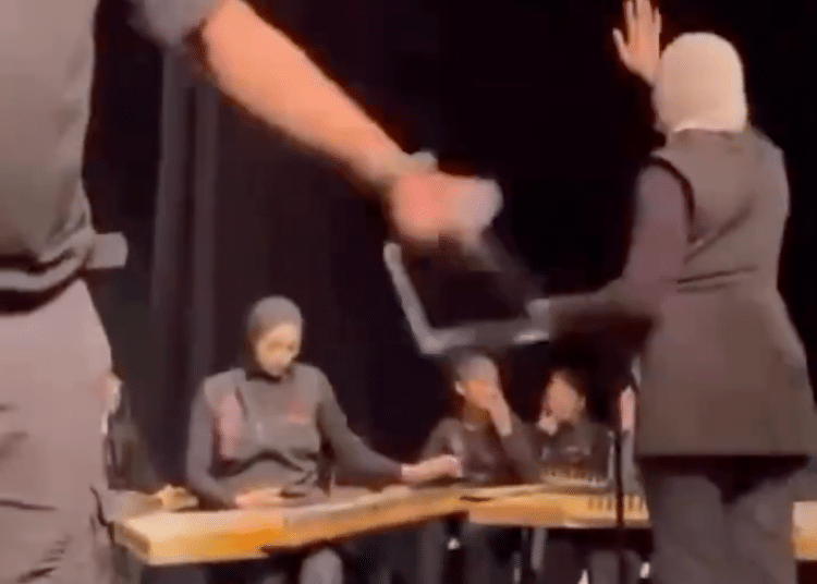 Jerusalem theatre stormed