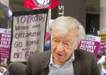 Labour peer slams changes to asylum system